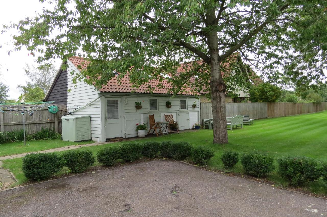 The Old Stables, Whitehall Farmhouse, Oakington كامبريدج المظهر الخارجي الصورة